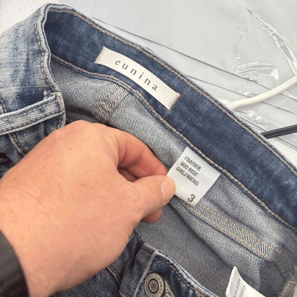 Eunina Women's Jean Frankie Girlfriend Mid Rise Crop Destroyed Blue Size 3 30x26 - Picture 7 of 7